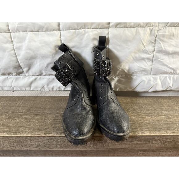 Karl Lagerfeld Paris Women Booties Payson Combat Black Boot Embellished Size 7.5 - Picture 2 of 5